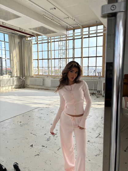 Women's casual v neck two piece set in pink, back view