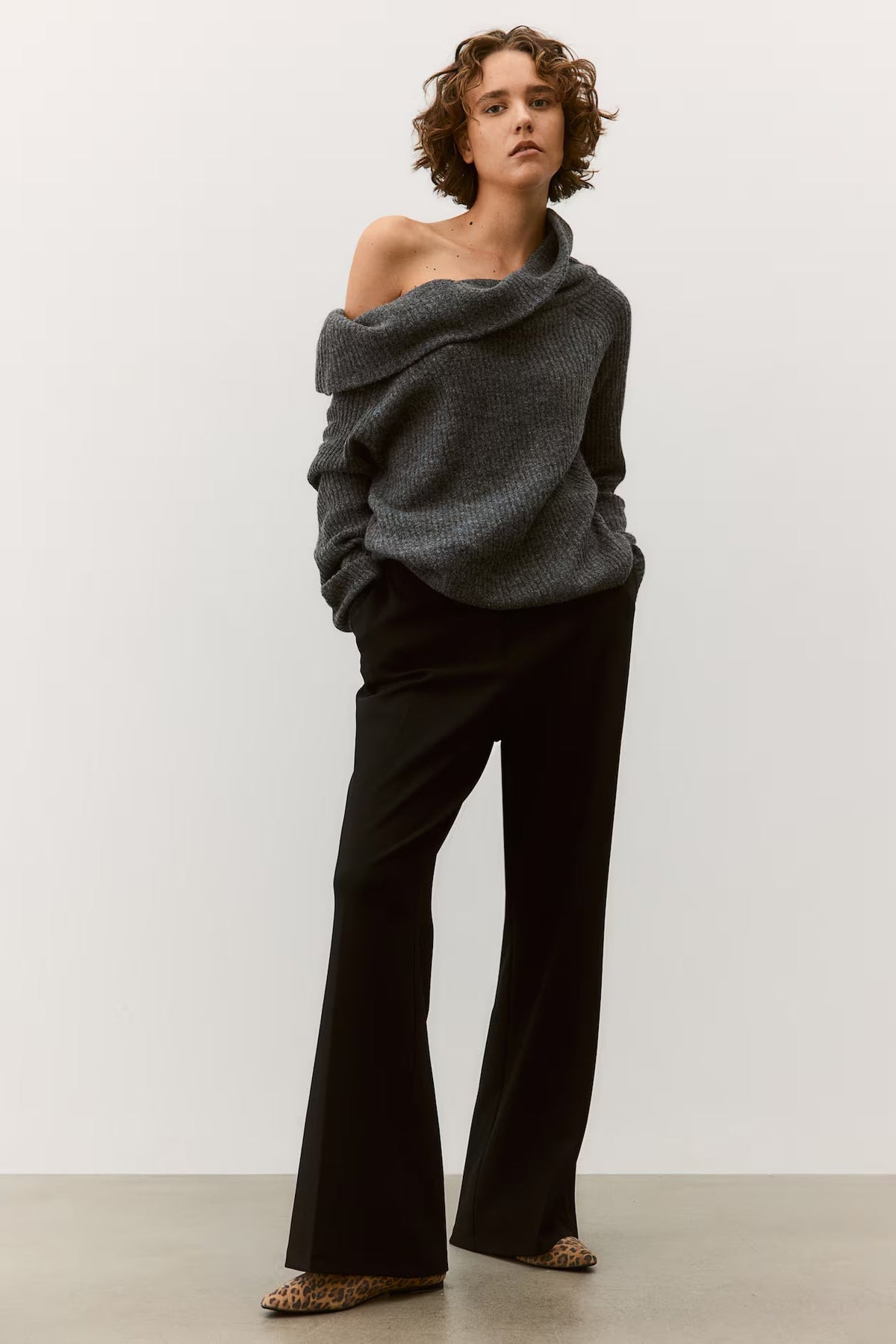 Women's off shoulder long sleeve top in gray, front view
